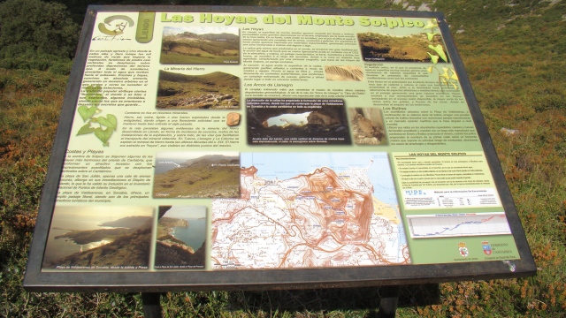 Panel informativo en la Hoya Corteguera, sendas Monte Candina